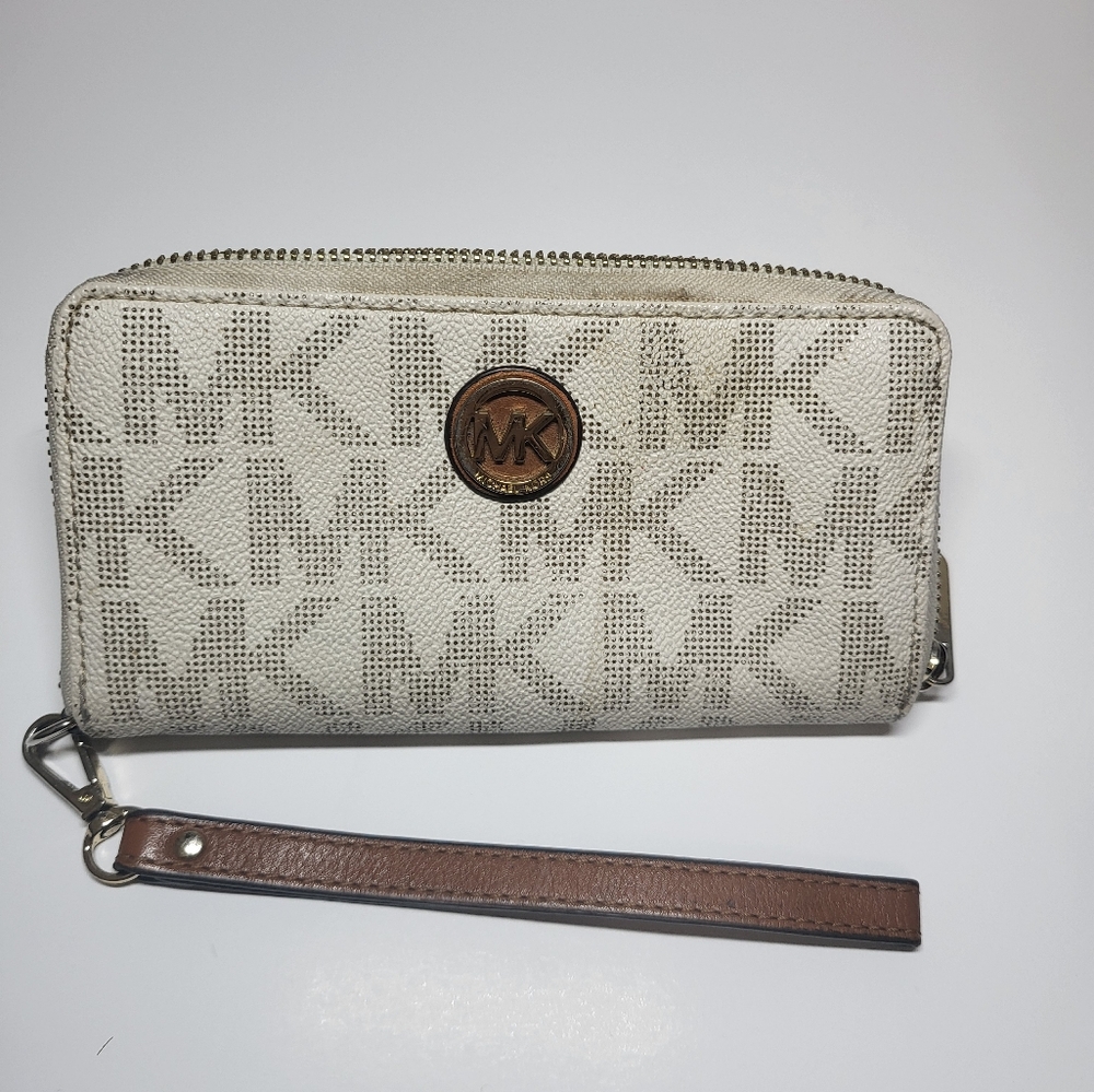 SALE Michael Kors Wallet Women's Leather, Ivory Gold Zipper, Wrist Strap, Used
